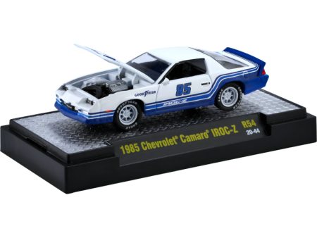 2020 M2 Machines Desktop R54-20-44 - 1985 Chevy Camaro IROC-Z (White Goodyear) Online now